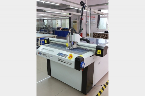 自動(dòng)模板機